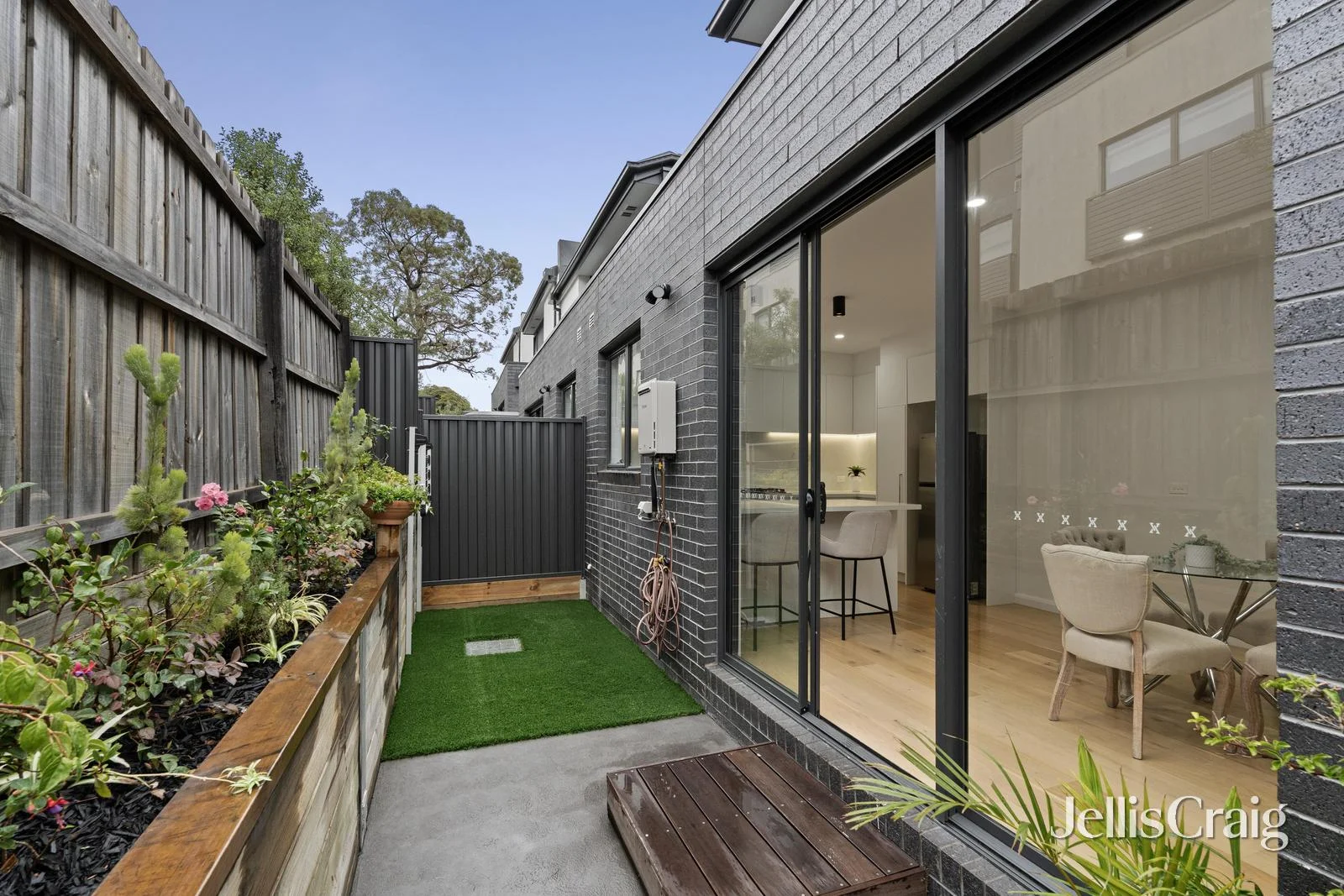 Additional image 8 of 2/140 Parker Street, Templestowe VIC 3106