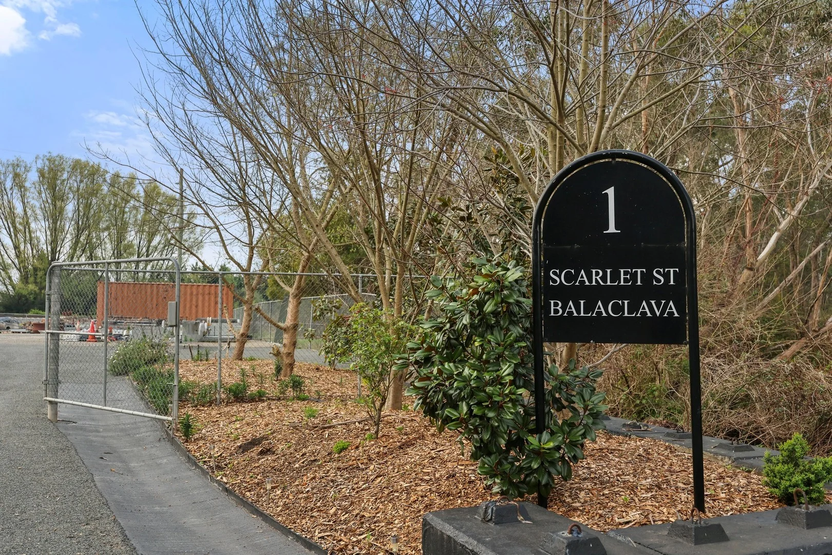 1 Scarlet Street, Balaclava NSW 2575