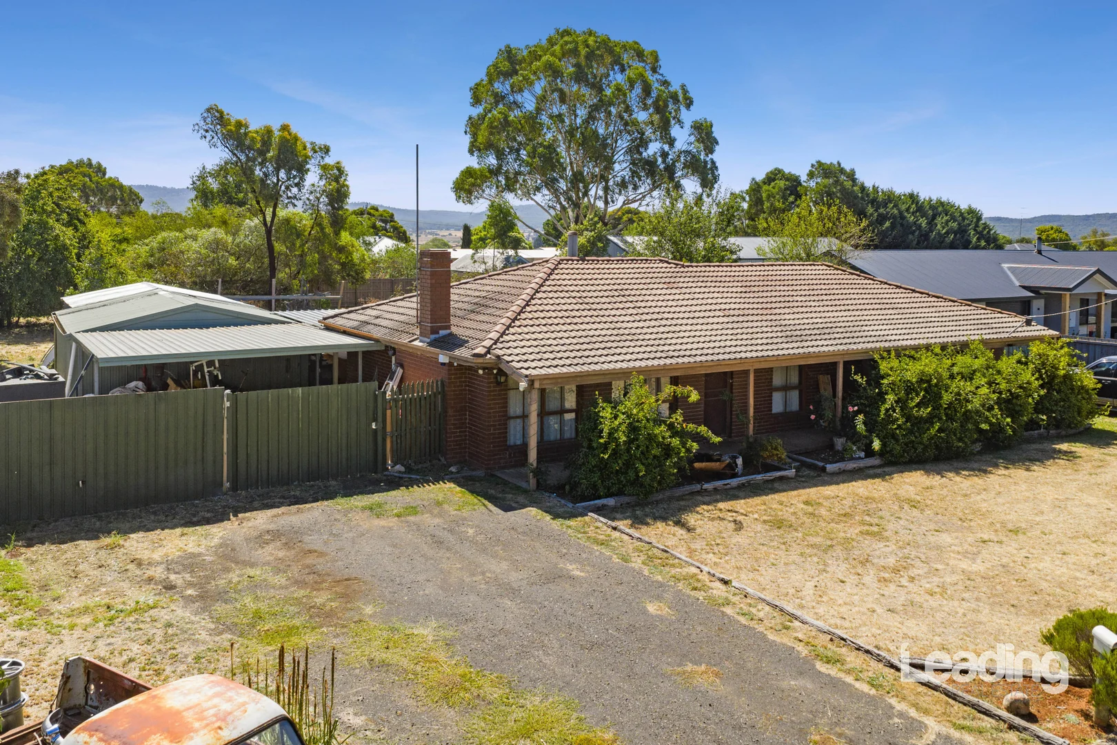 Additional image 2 of 27 Rose Boulevard, Lancefield VIC 3435