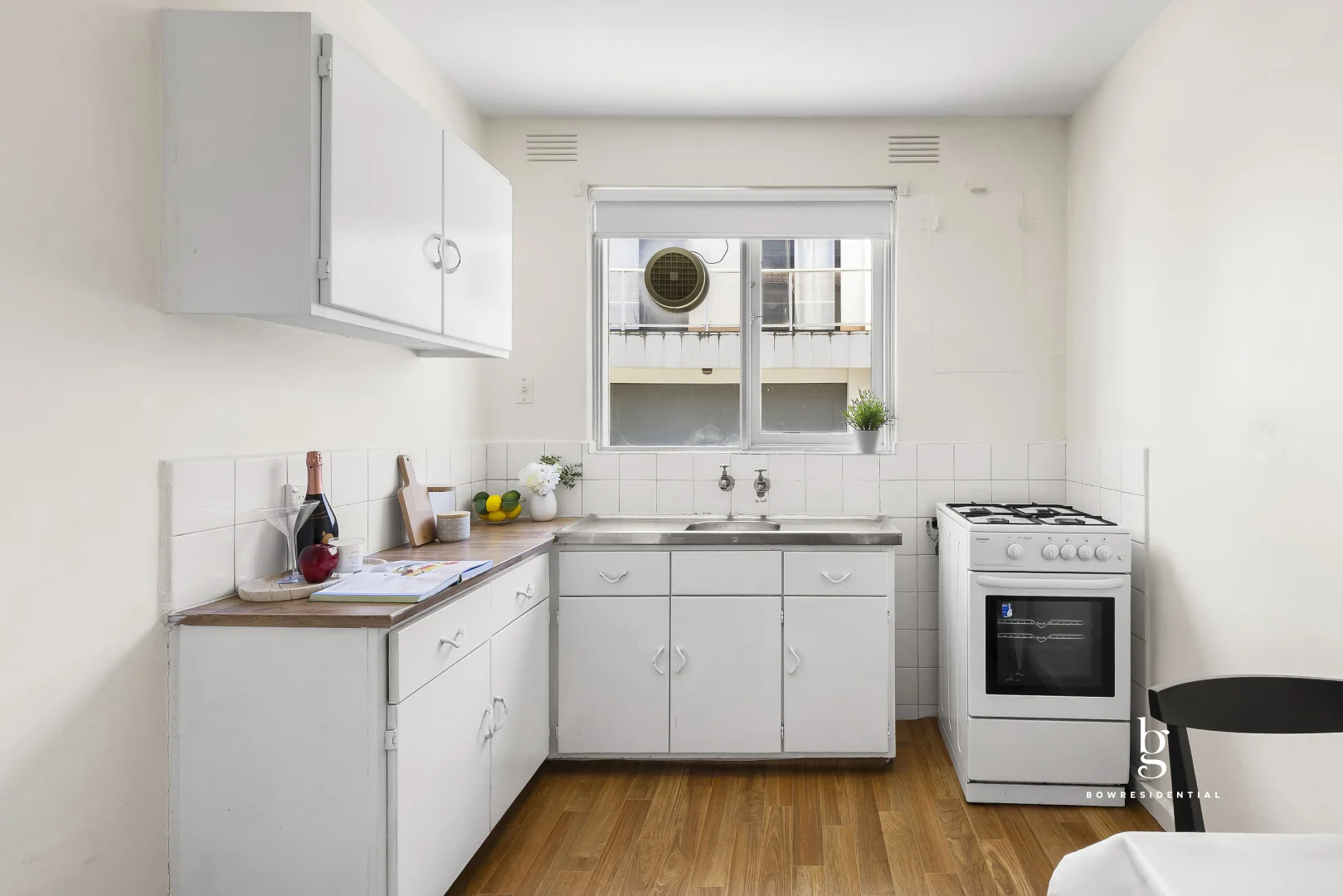 Additional image 7 of 2/13A Lewisham Road, Windsor VIC 3181