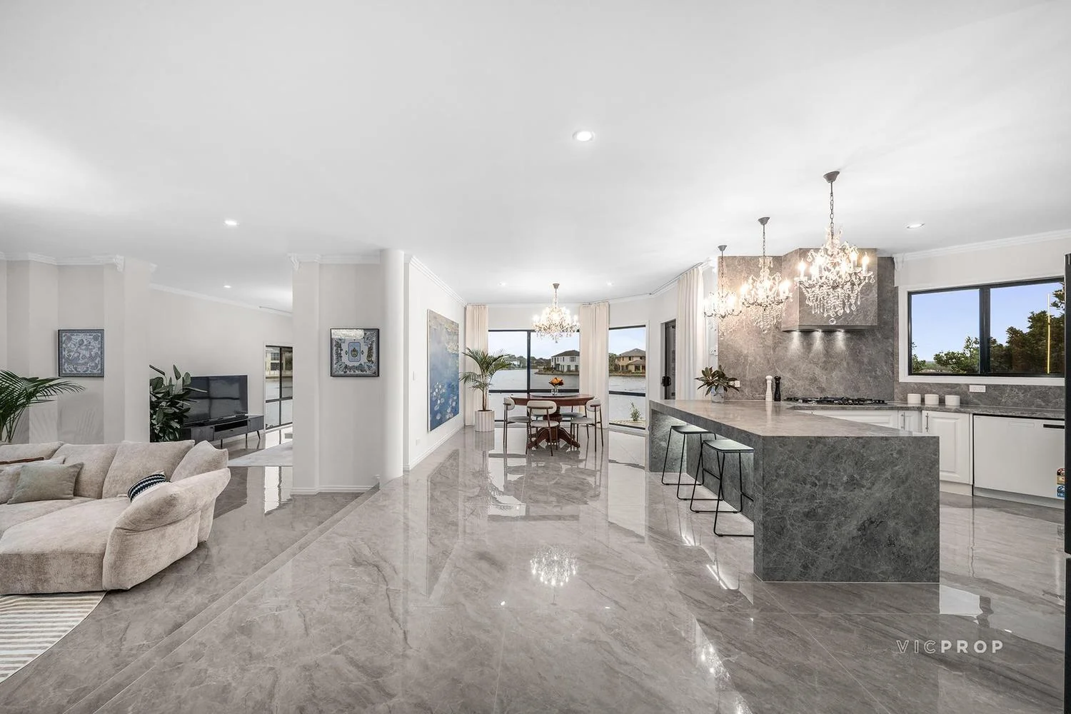 Additional image 4 of 3 Pelican Point Road, Sanctuary Lakes VIC 3030