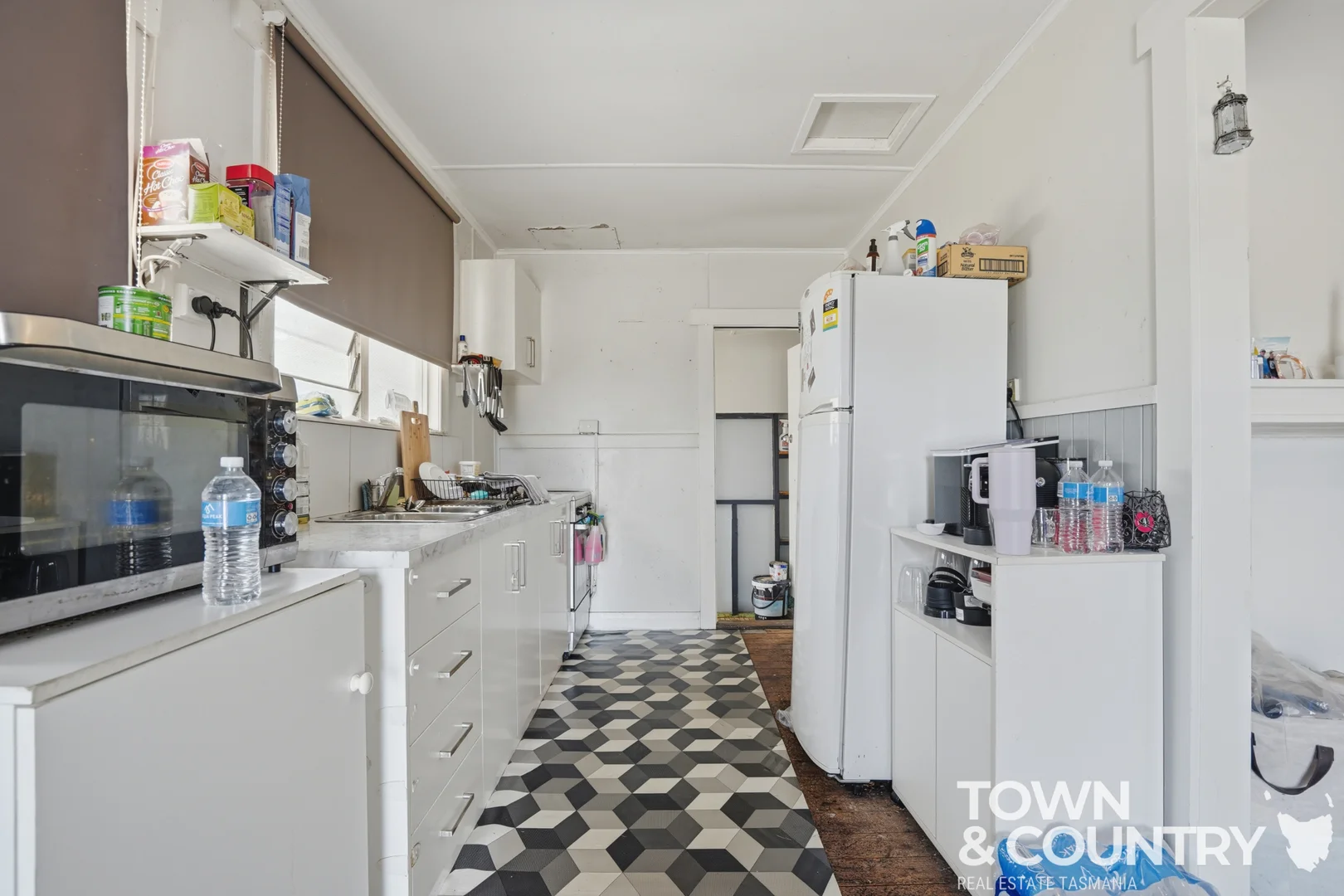 Additional image 4 of 16 Nairana Street, Gravelly Beach TAS 7276