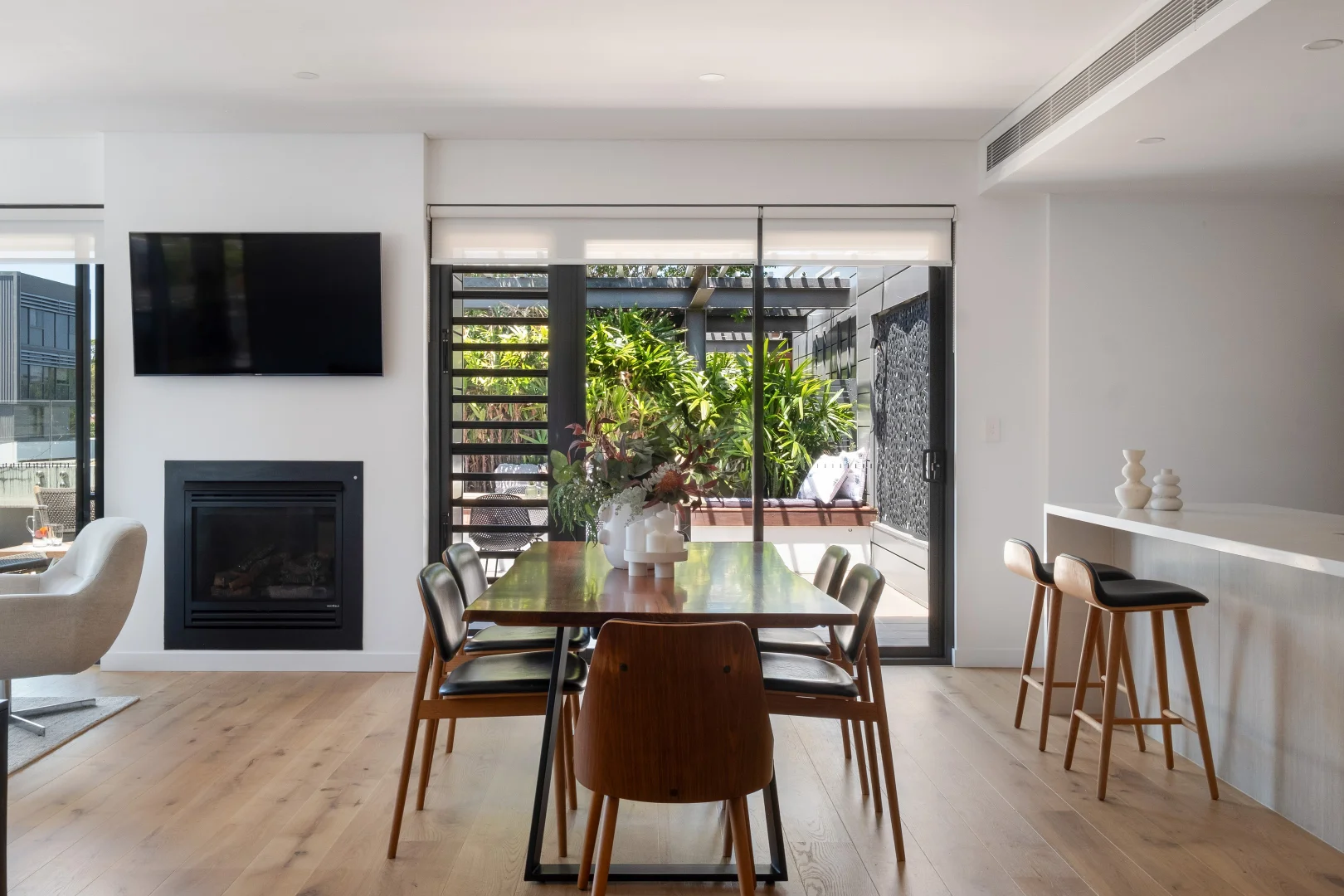 Additional image 14 of 402/5 McGill Street, Lewisham NSW 2049