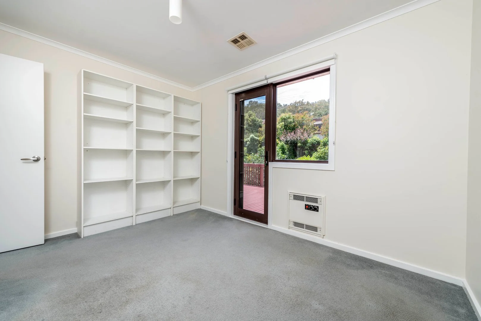 Additional image 20 of 7 Courtice Close, Fadden ACT 2904