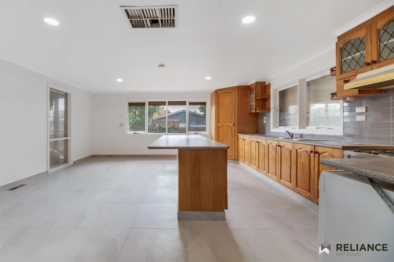 Additional image 12 of 101 Exford Road, Melton South VIC 3338
