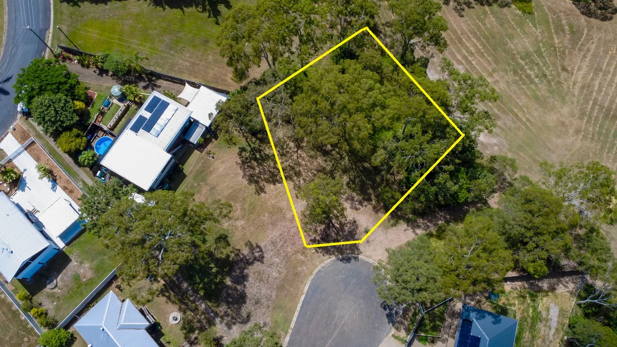 Additional image 2 of 1 Susan Close, River Heads QLD 4655