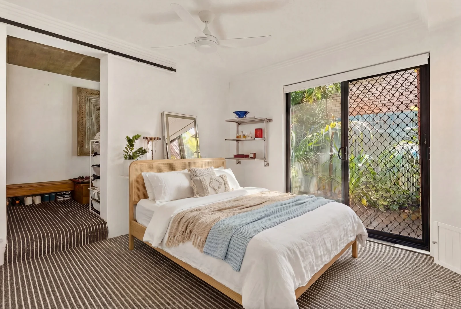 Additional image 24 of 1001 Gold Coast Highway, Palm Beach QLD 4221