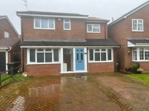 Lapwing Close, Leicester LE4