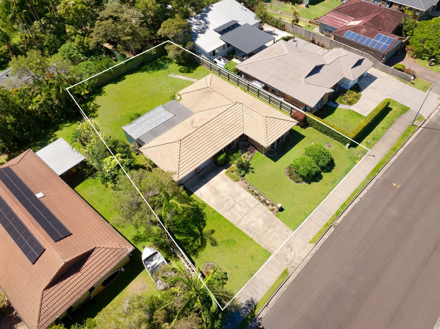 Additional image 3 of 35 Kallaroo Circuit, Ocean Shores NSW 2483