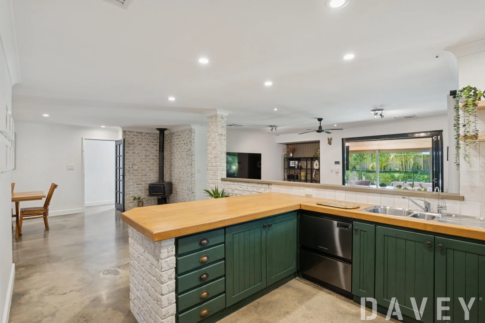 Additional image 15 of 3 St Johns Court, Kingsley WA 6026