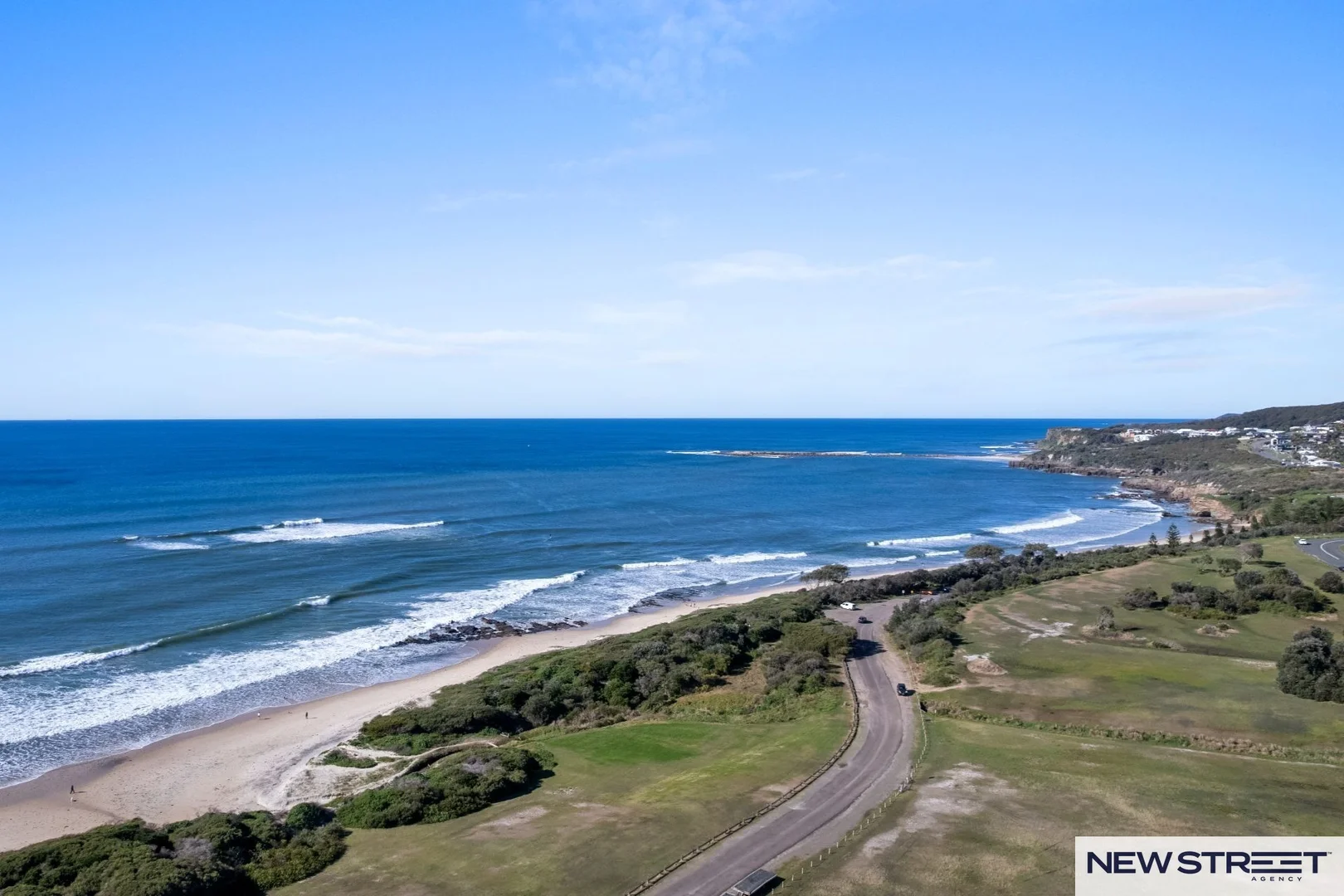 Additional image 40 of 403/1 Mawson Close, Caves Beach NSW 2281