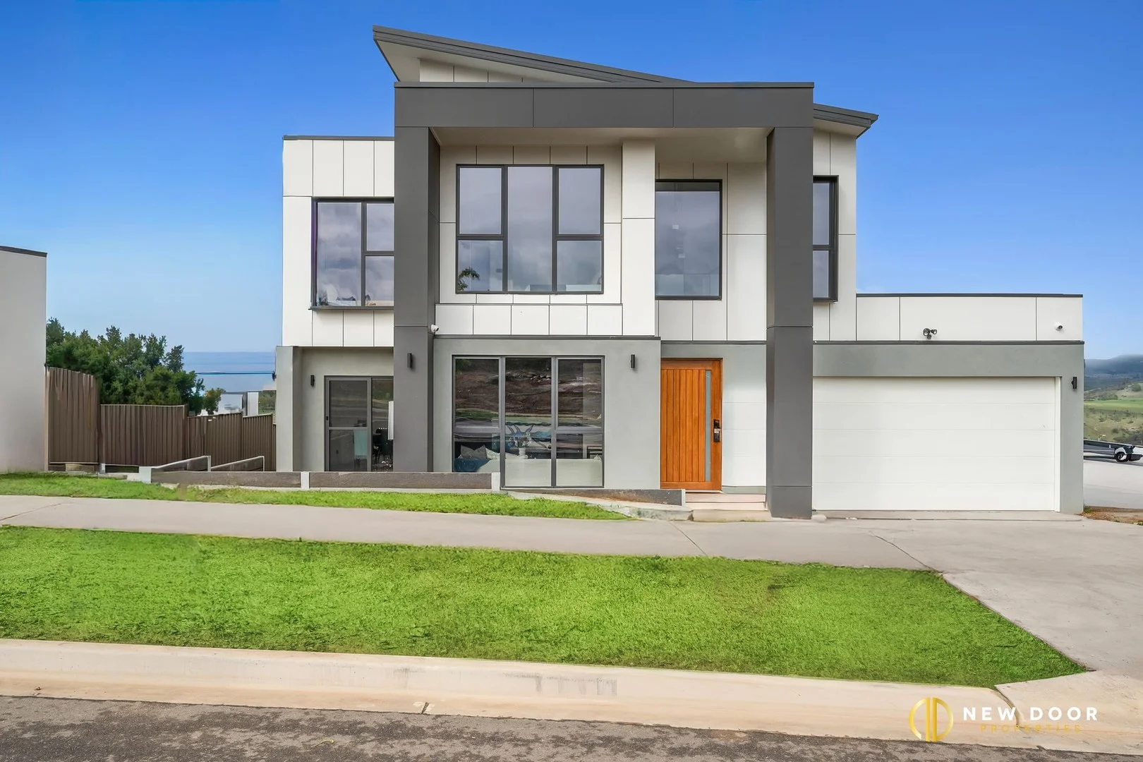 5 Eric Willmot Way, Macnamara ACT 2615