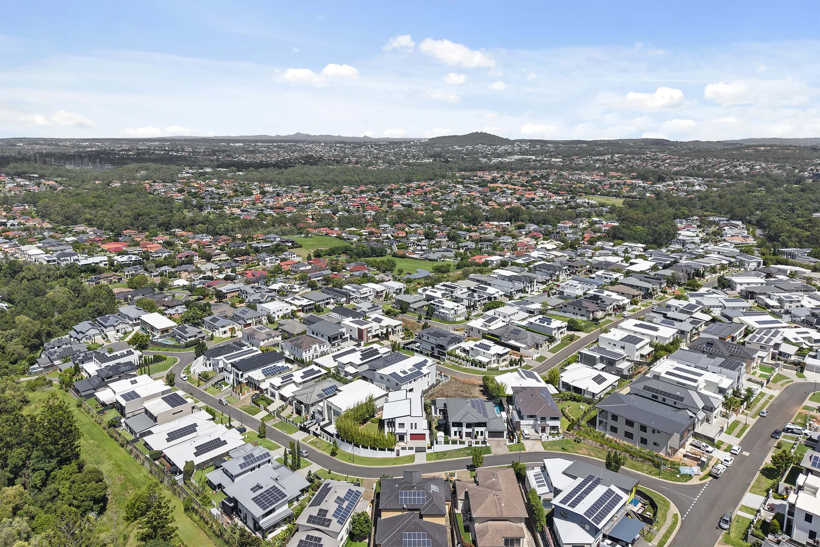 Additional image 33 of 86 Linacre Crescent, Carindale QLD 4152