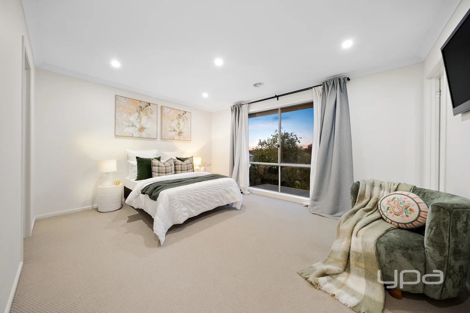 Additional image 13 of 8 Roundhay Crescent, Point Cook VIC 3030