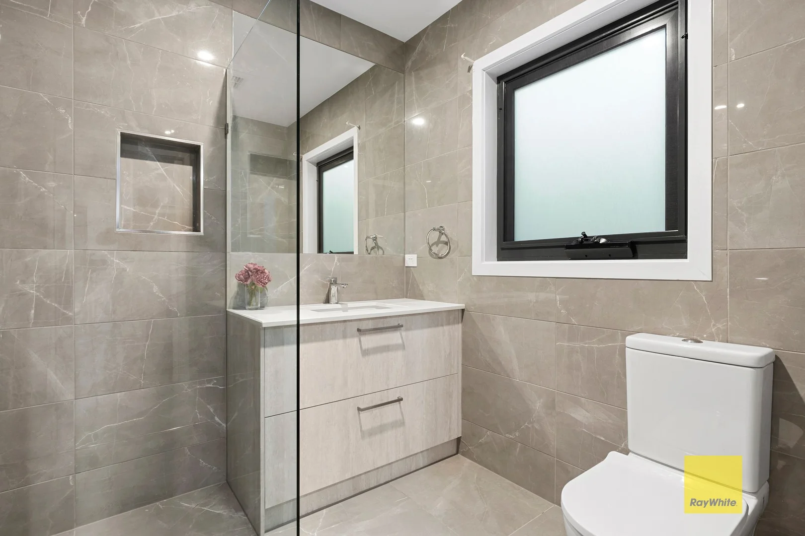 Additional image 10 of 24 Foymount Crescent, Highton VIC 3216