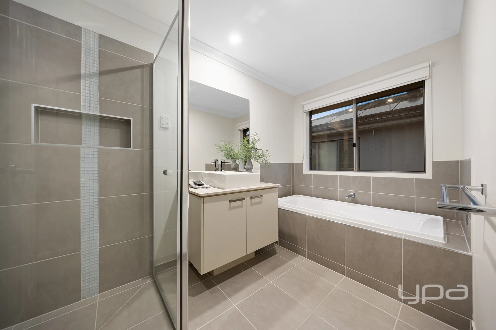 Additional image 17 of 8 Roundhay Crescent, Point Cook VIC 3030