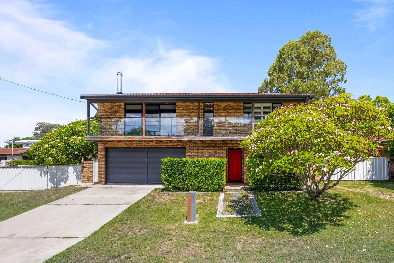 1 Angela Close, Carey Bay NSW 2283