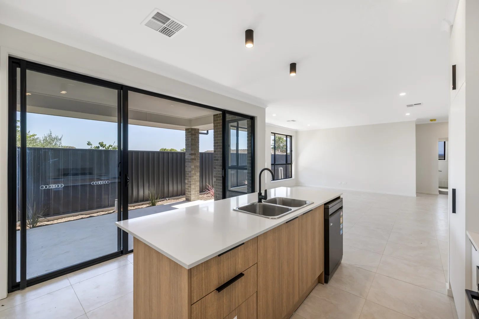 Additional image 6 of 116A Bridge Road, Pooraka SA 5095