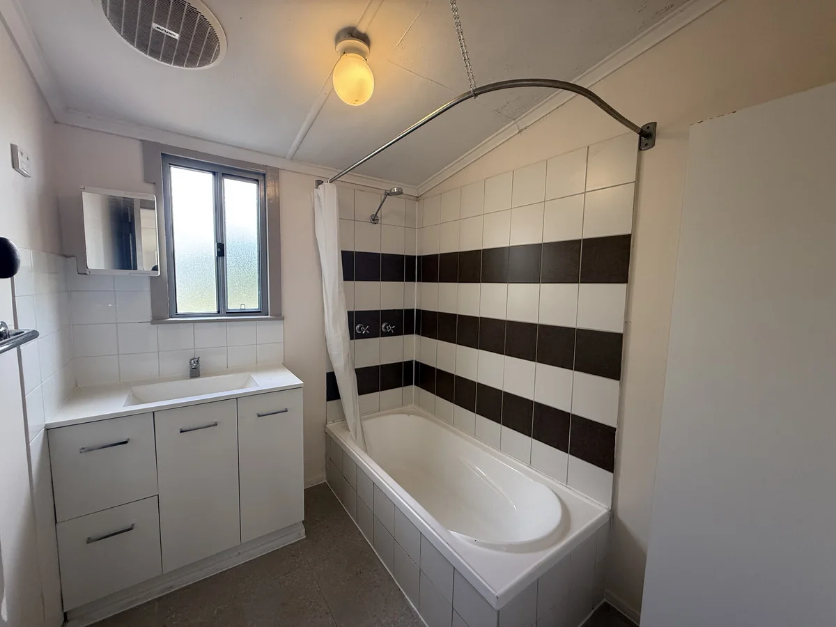 Additional image 9 of 13 Delacy Street, Kaimkillenbun QLD 4406