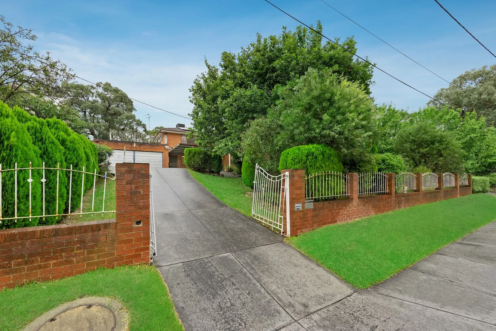 17 Sunnyside Crescent, Wattle Glen VIC 3096