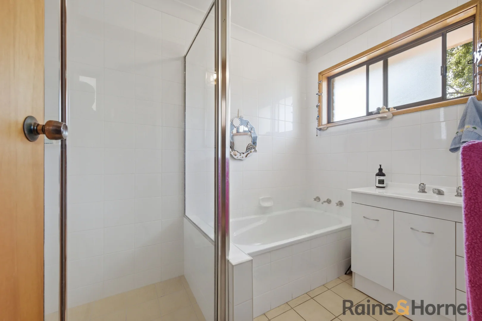 Additional image 16 of 4/4 Eric Fenning Drive, Surf Beach NSW 2536