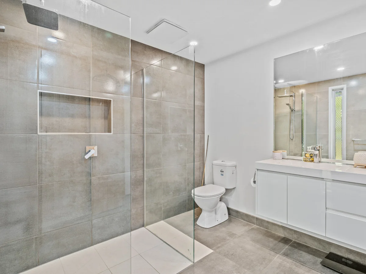 Additional image 9 of 2/5 Tanina Street, Kingston Beach TAS 7050