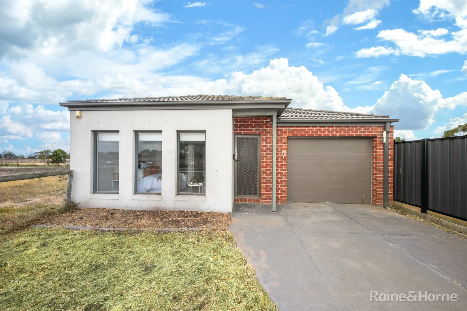 10 Darryn Court, Sunbury VIC 3429
