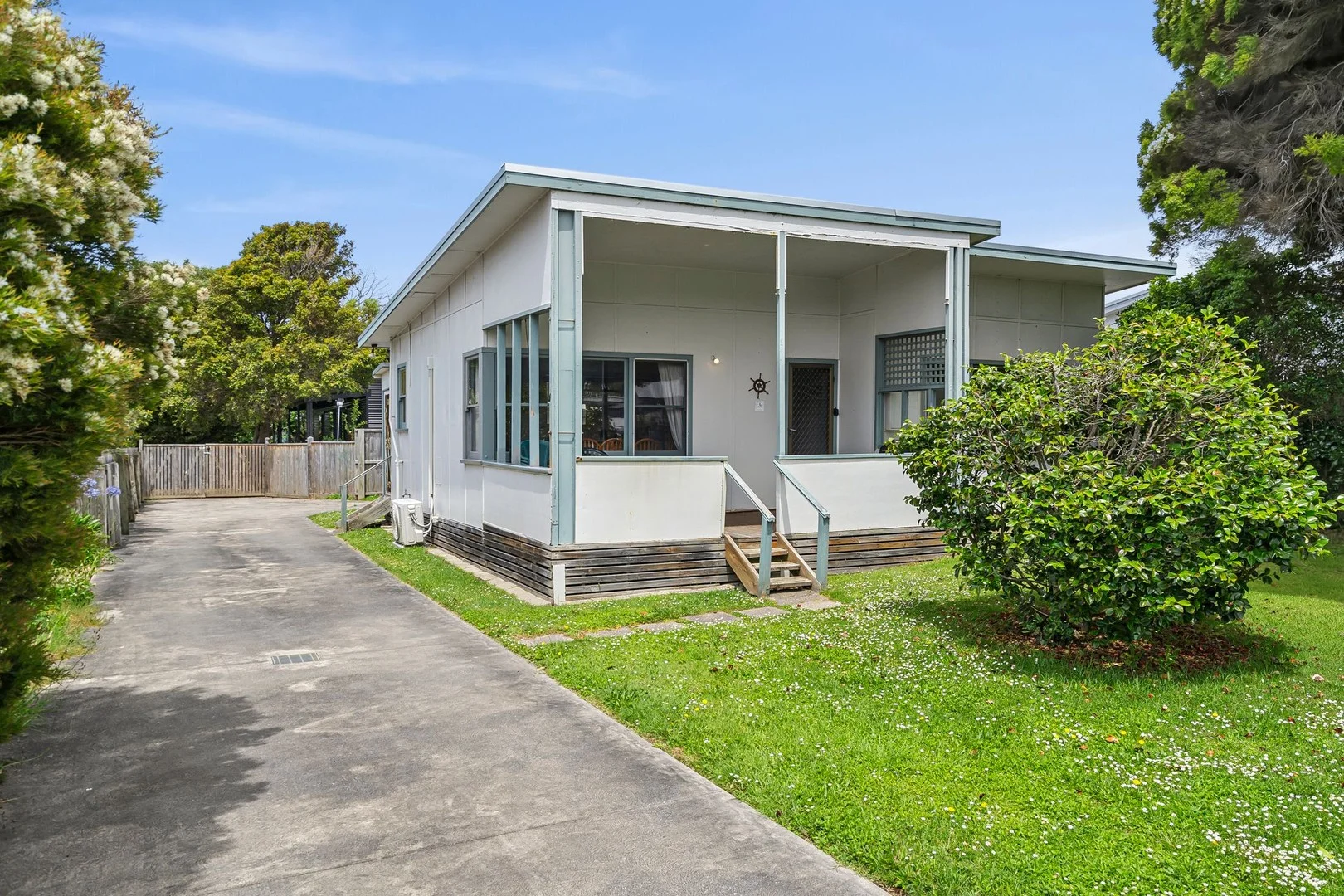 1/33 Cawood Street, Apollo Bay VIC 3233