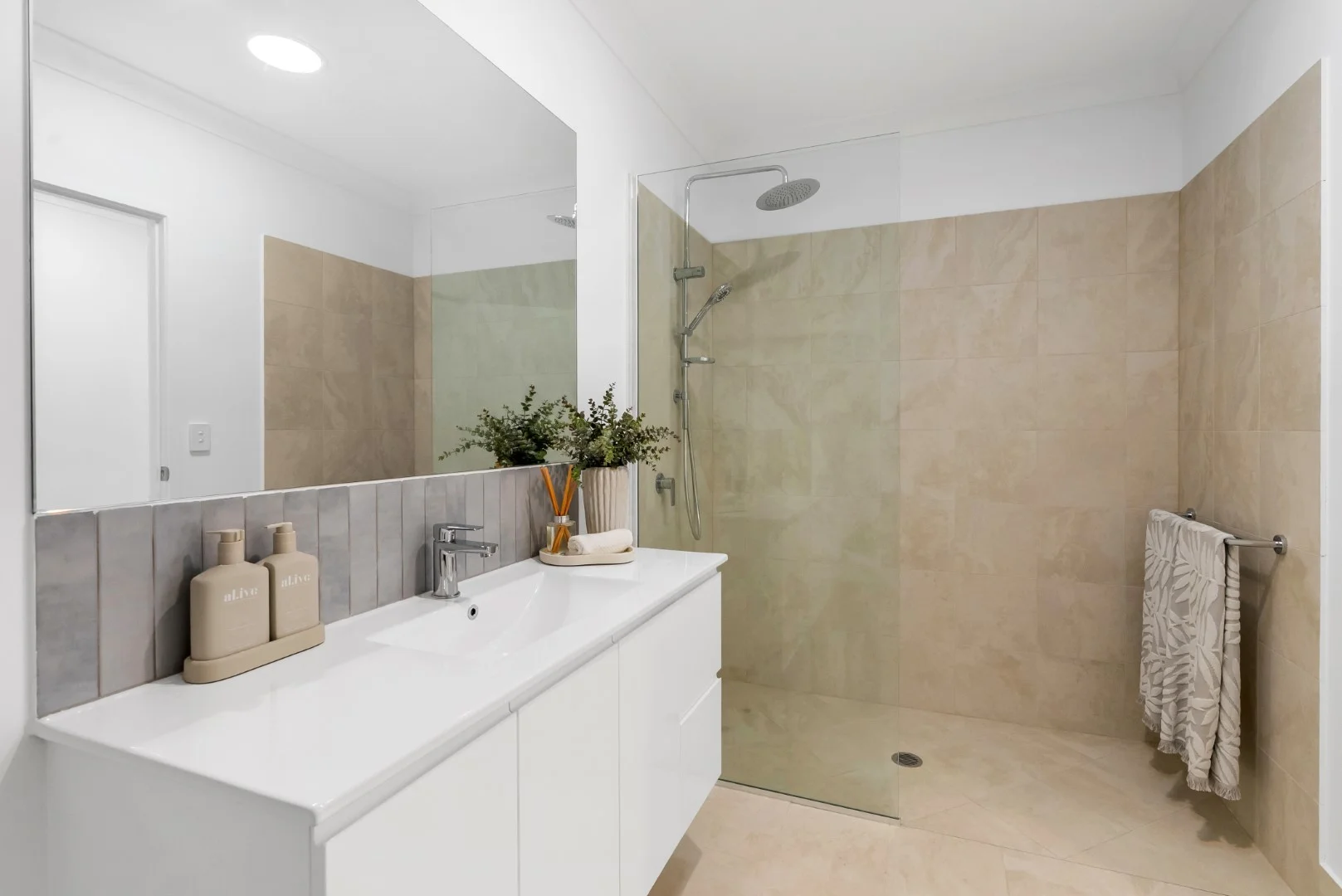 Additional image 19 of 7-27 McLachlan Street, Manunda QLD 4870