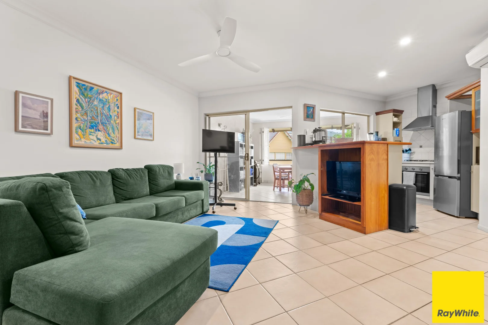 Additional image 2 of 815/2-10 Greenslopes Street, Cairns North QLD 4870