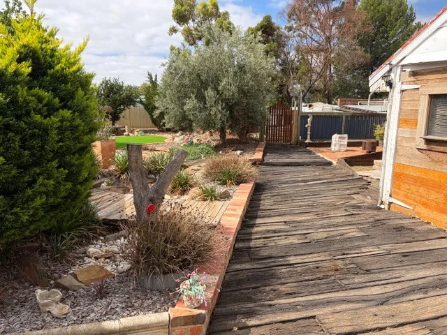 Additional image 17 of 13 Cave st, Donald VIC 3480