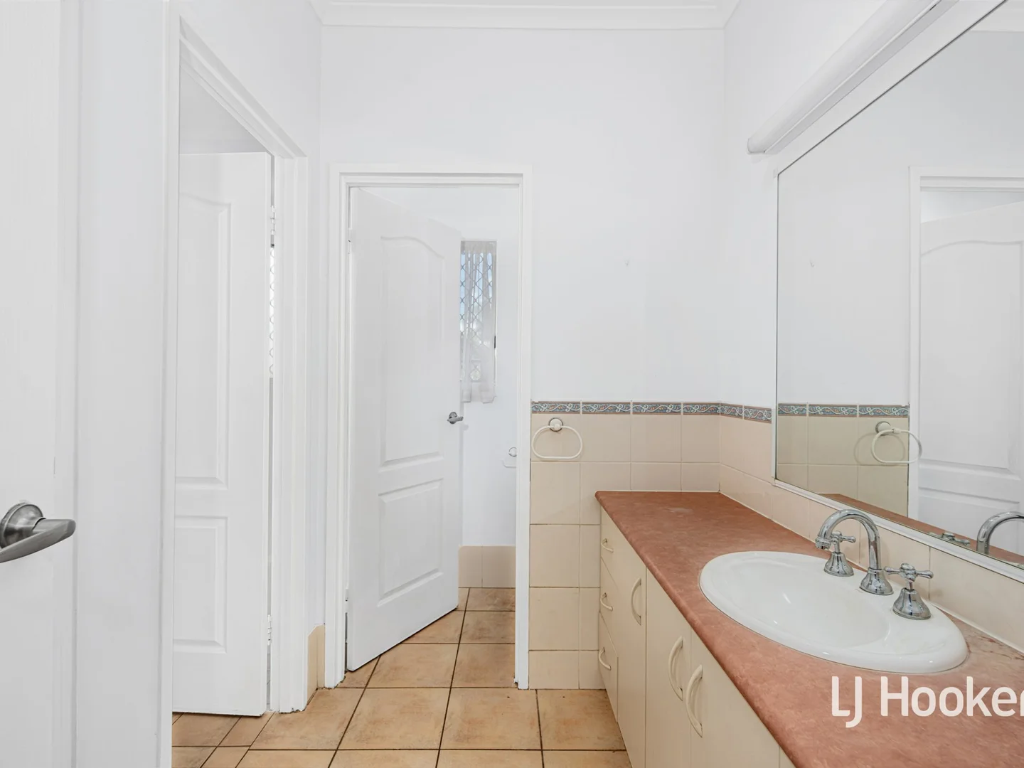 Additional image 11 of 2 Kempeana Crescent, Araluen NT 0870