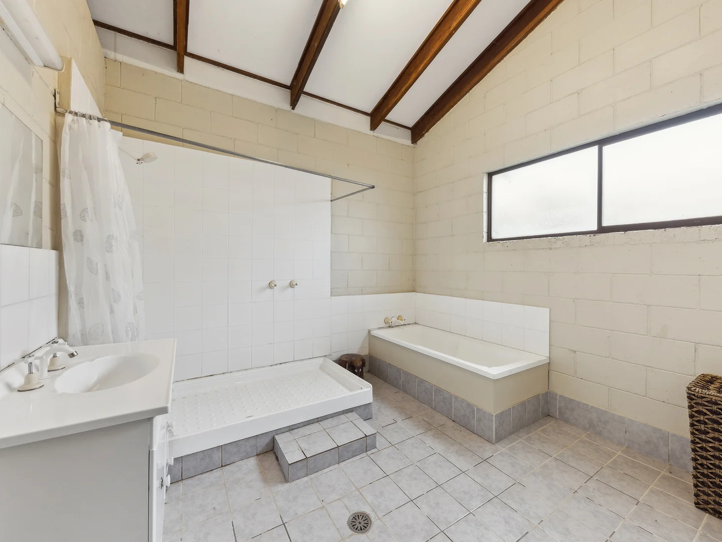 Additional image 9 of 403 Roberts Creek Road, Woodford Island NSW 2463