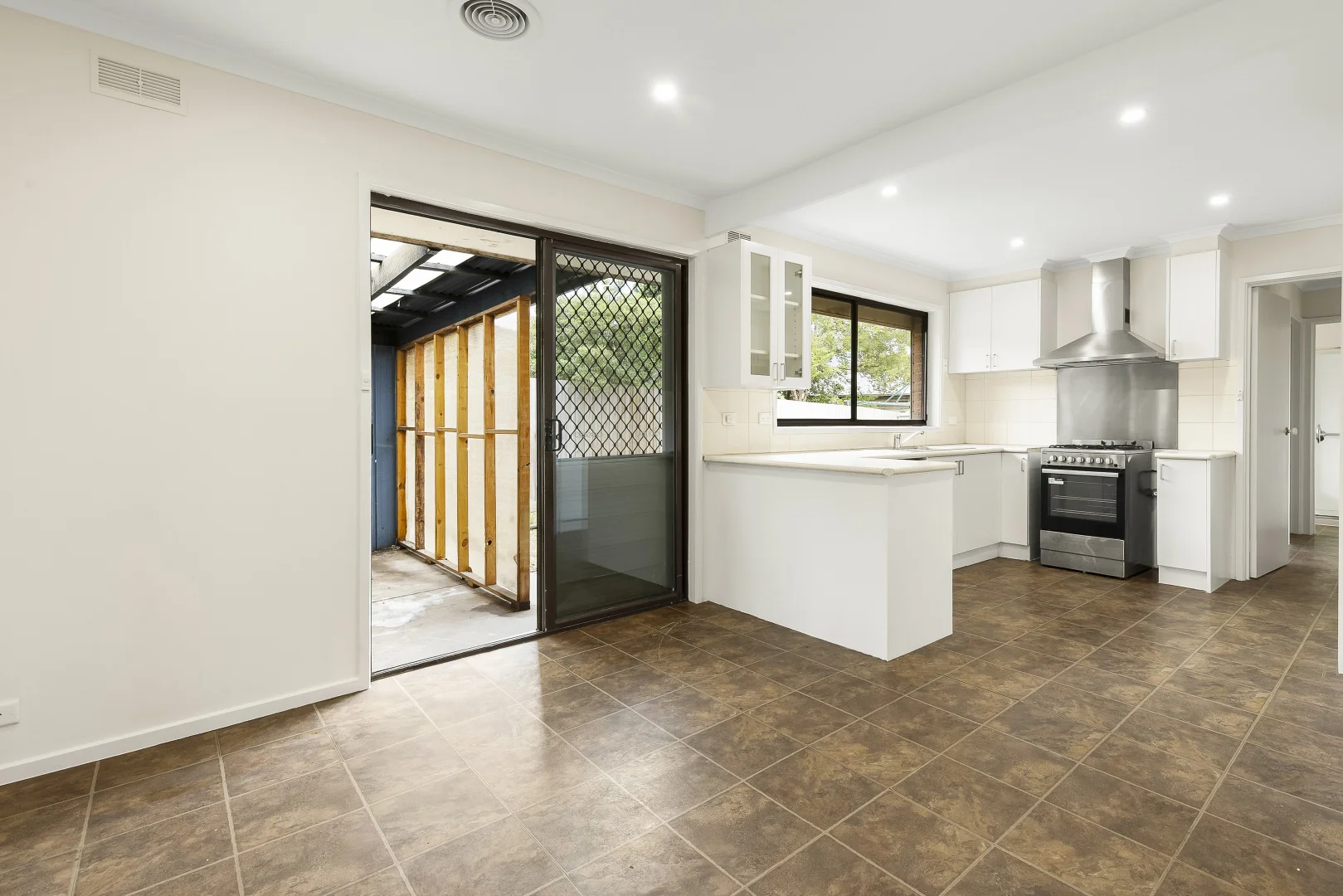 Additional image 7 of 29 Benston Street, Craigieburn VIC 3064