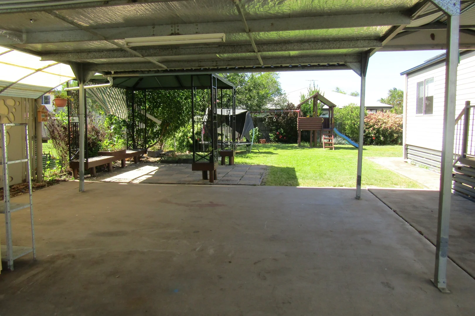 Additional image 4 of 14 Adams Crescent, Blackwater QLD 4717