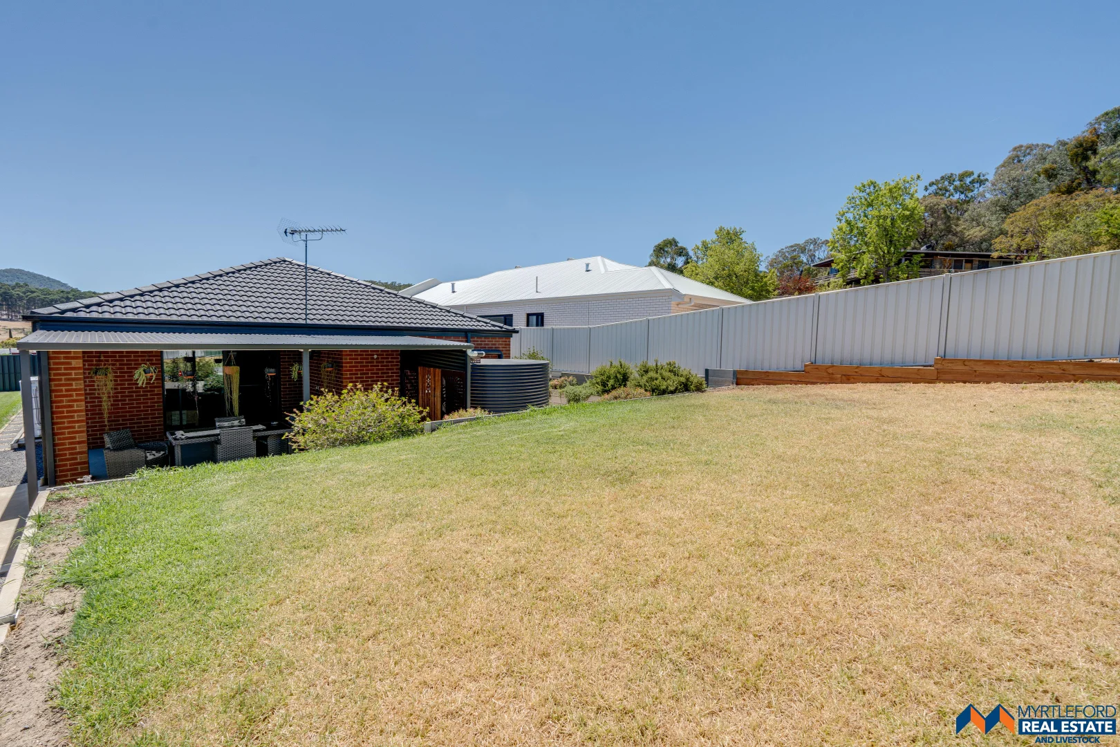 Additional image 28 of 4 Washington Parade, Myrtleford VIC 3737