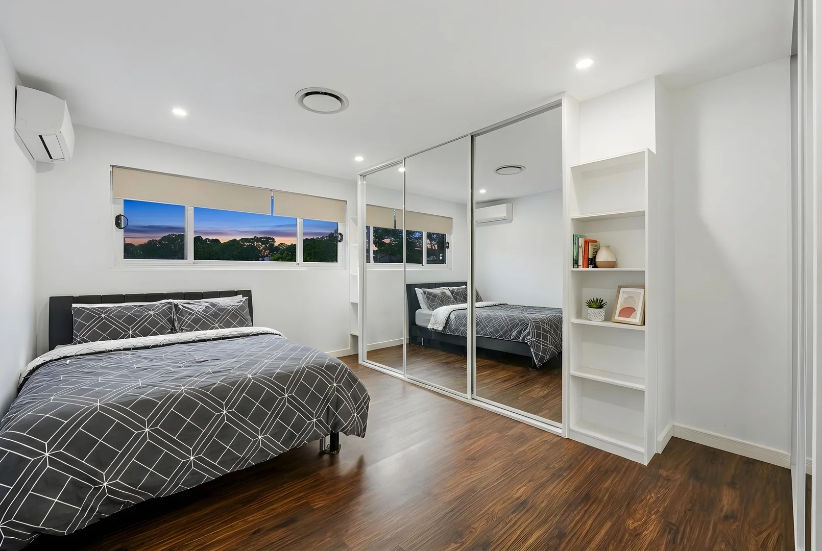 Additional image 7 of 4 Nairana Drive, Marayong NSW 2148