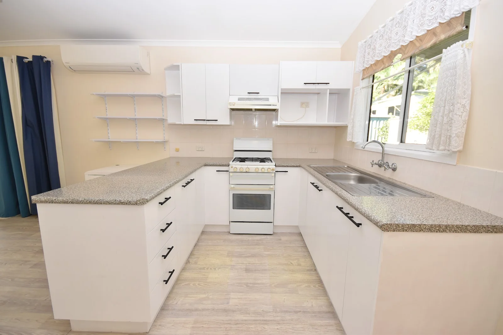 Additional image 4 of 37v/71 Owen Creek Road, Forest Glen QLD 4556