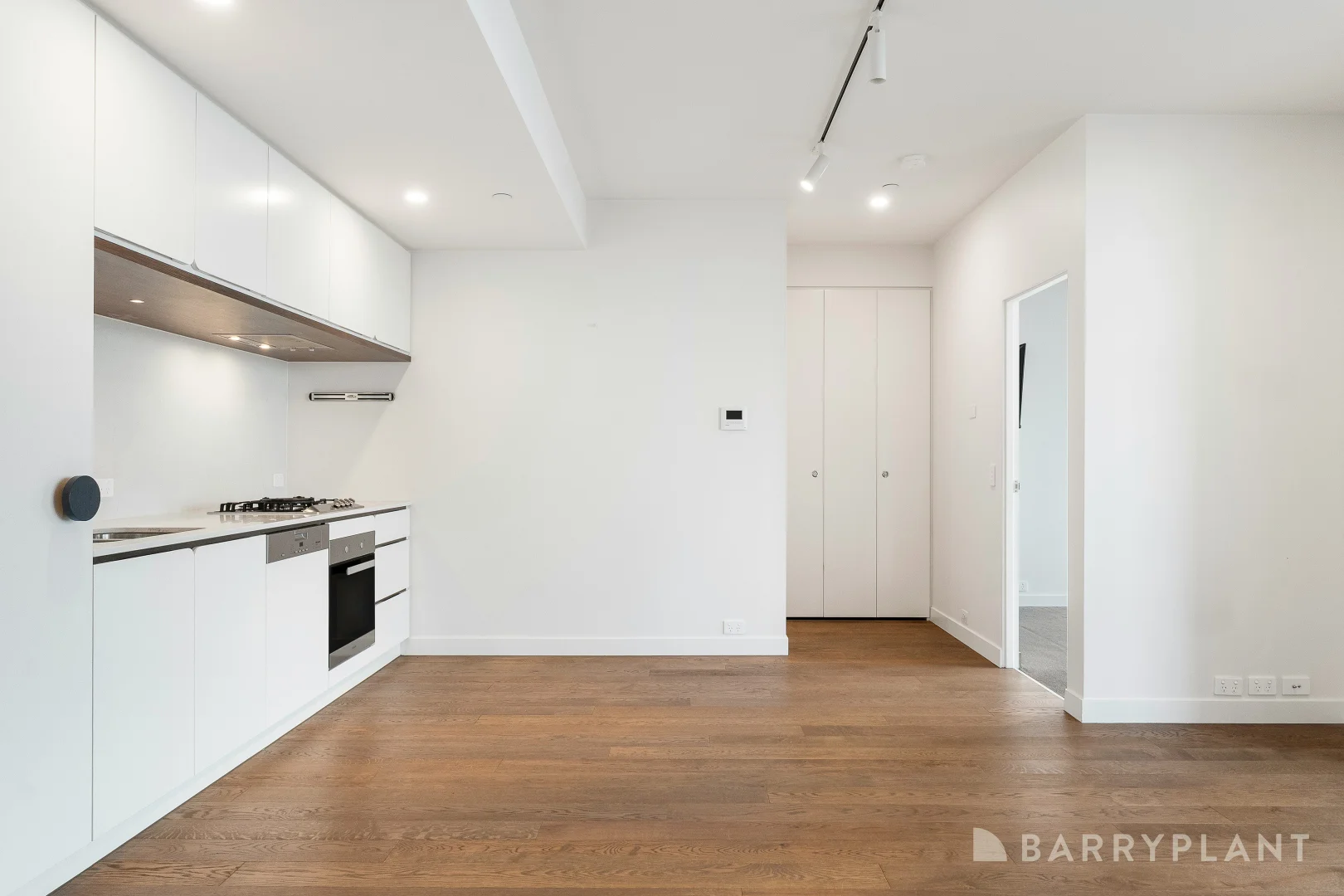 Additional image 3 of 901/642 Doncaster Road, Doncaster VIC 3108