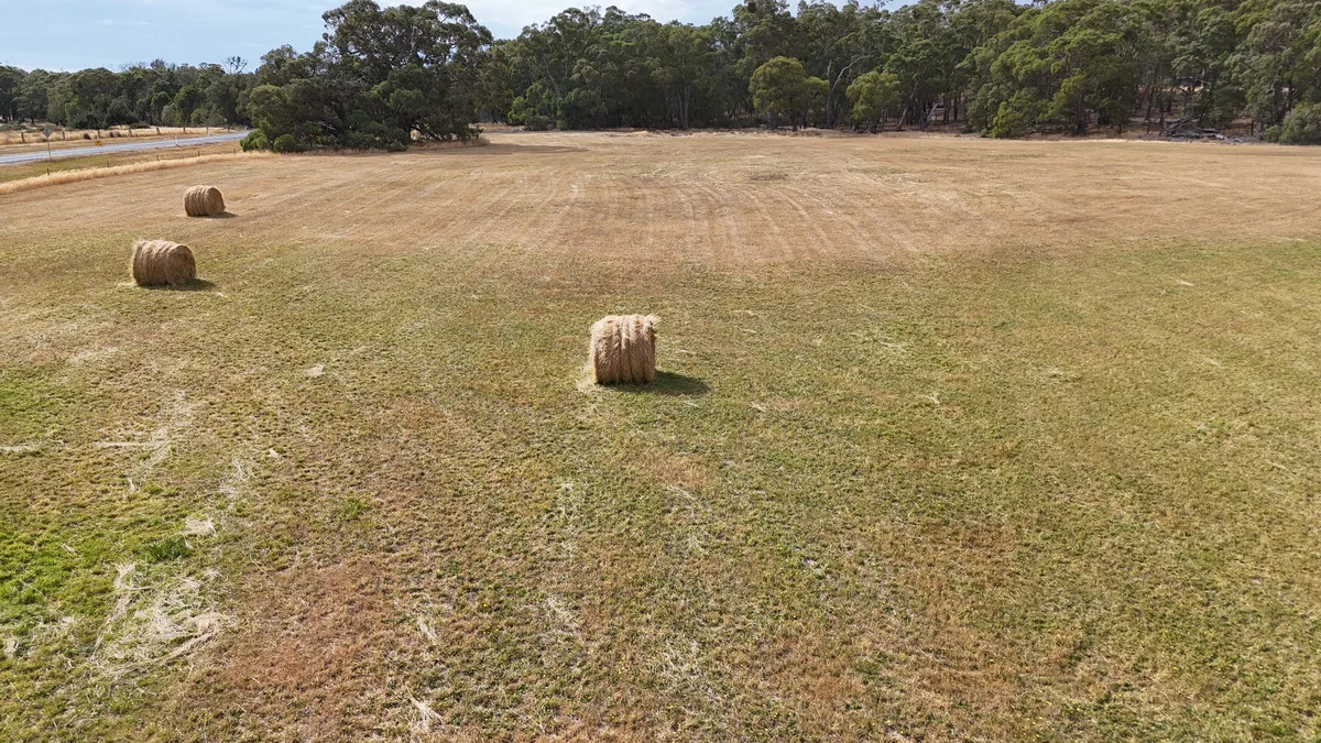 Additional image 2 of 21B - E\PP2388 Staffordshire reef Road, Newtown VIC 3351