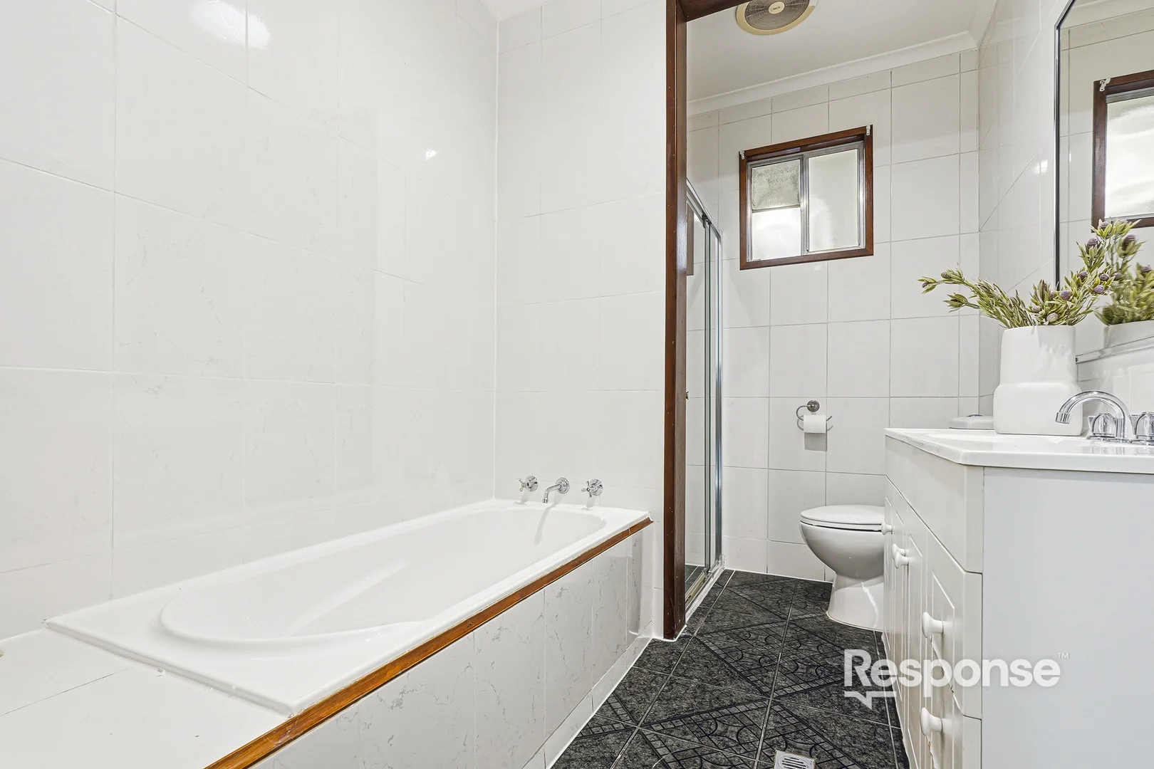 Additional image 11 of 16 Devon Road, Cambridge Park NSW 2747