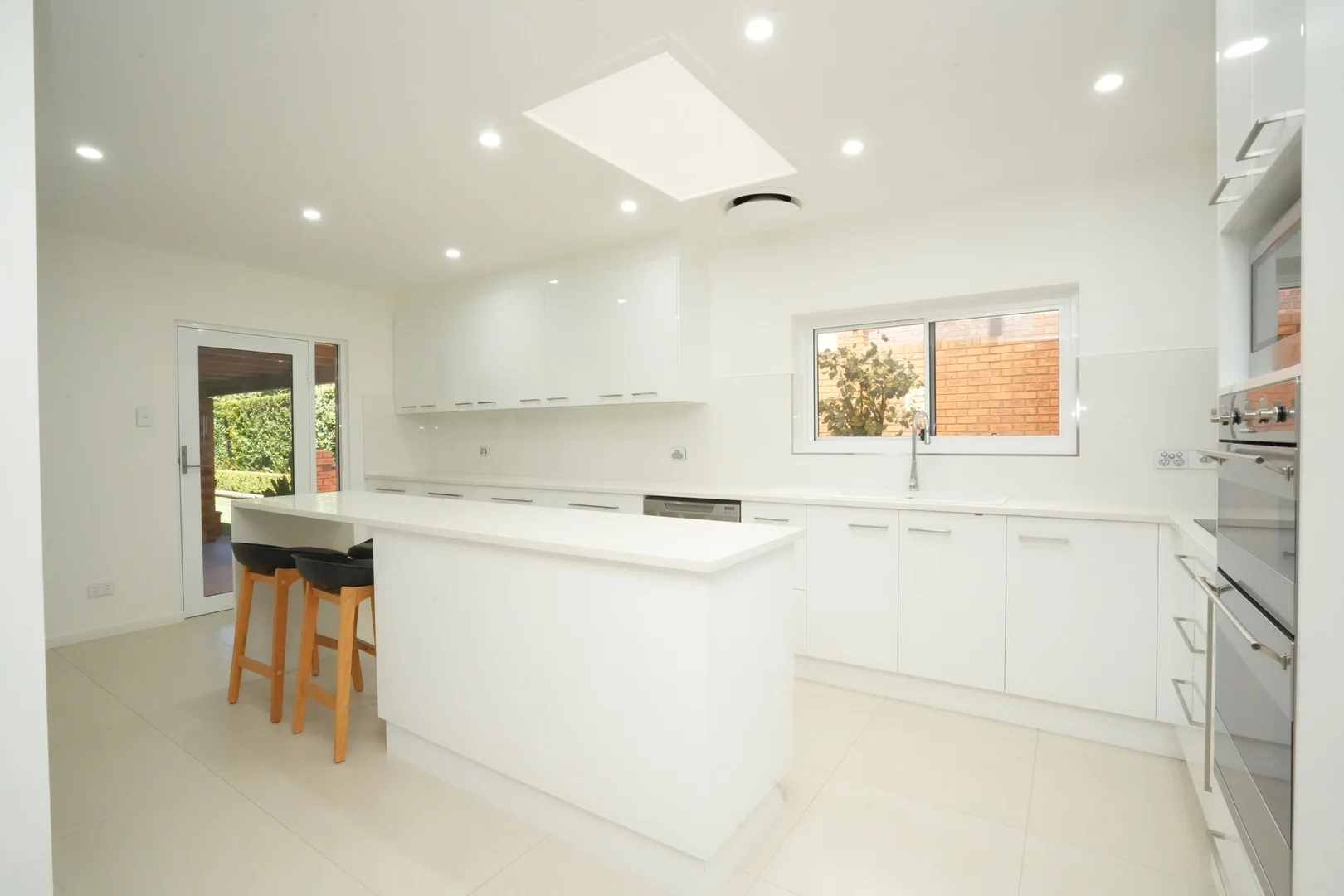 Additional image 11 of 14 Doolan Crescent, Griffith NSW 2680