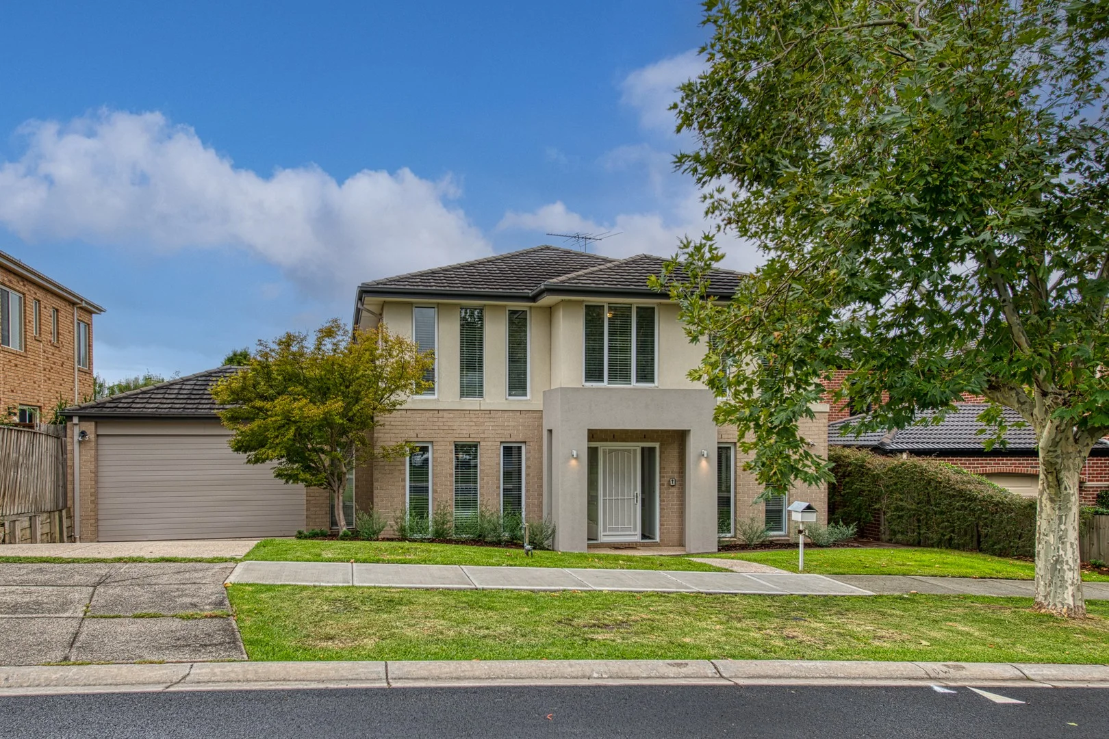 33 Canning Drive, Berwick VIC 3806