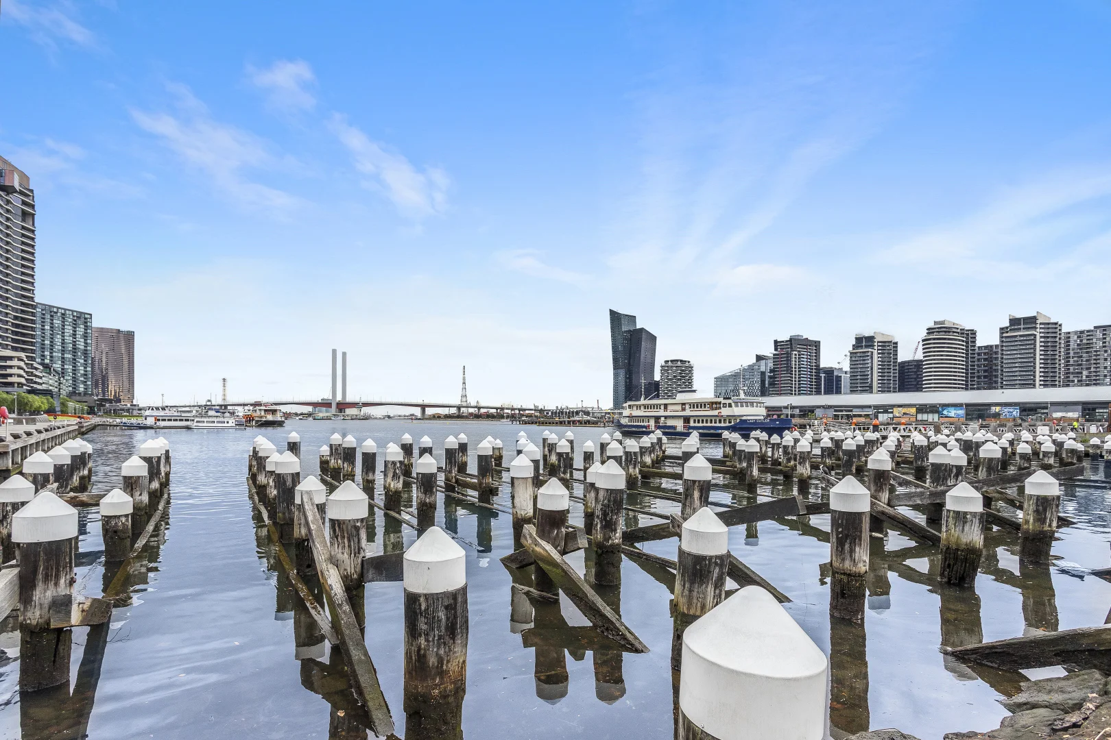 Additional image 35 of 1404E/888 Collins Street, Docklands VIC 3008