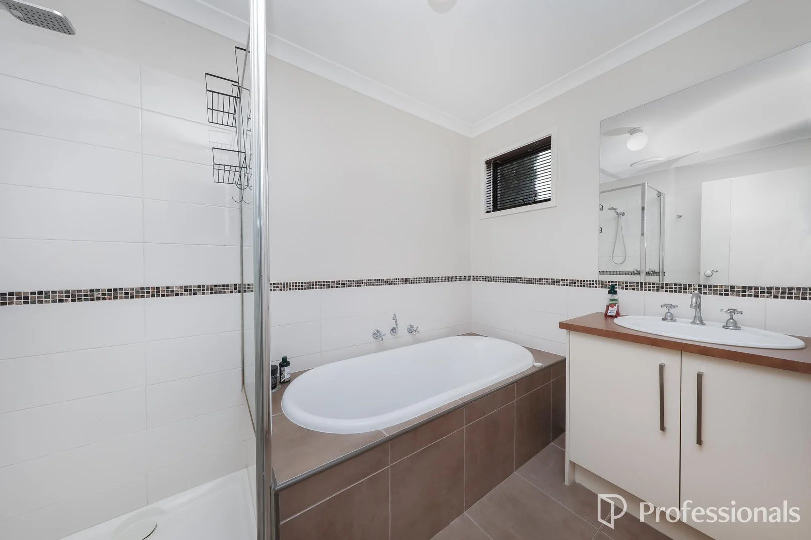 Additional image 12 of 22 Casuarina Court, Harkness VIC 3337