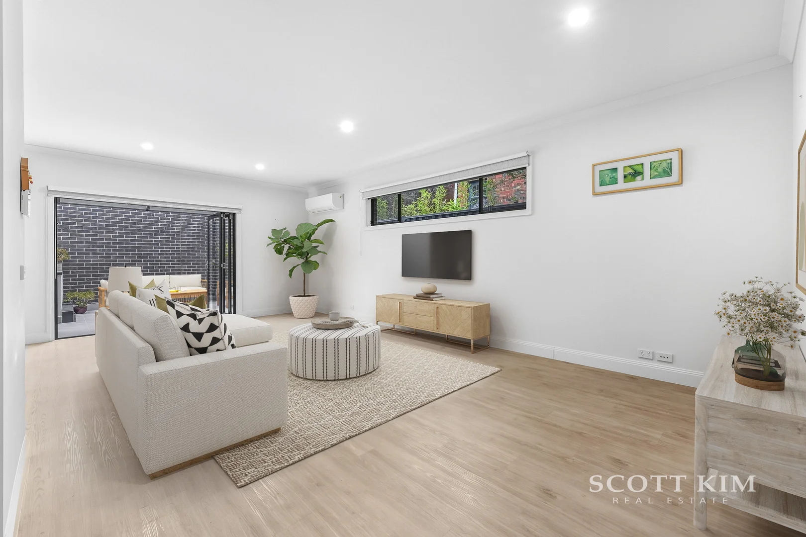 Additional image 3 of 1/106 Warrigal Road, Camberwell VIC 3124