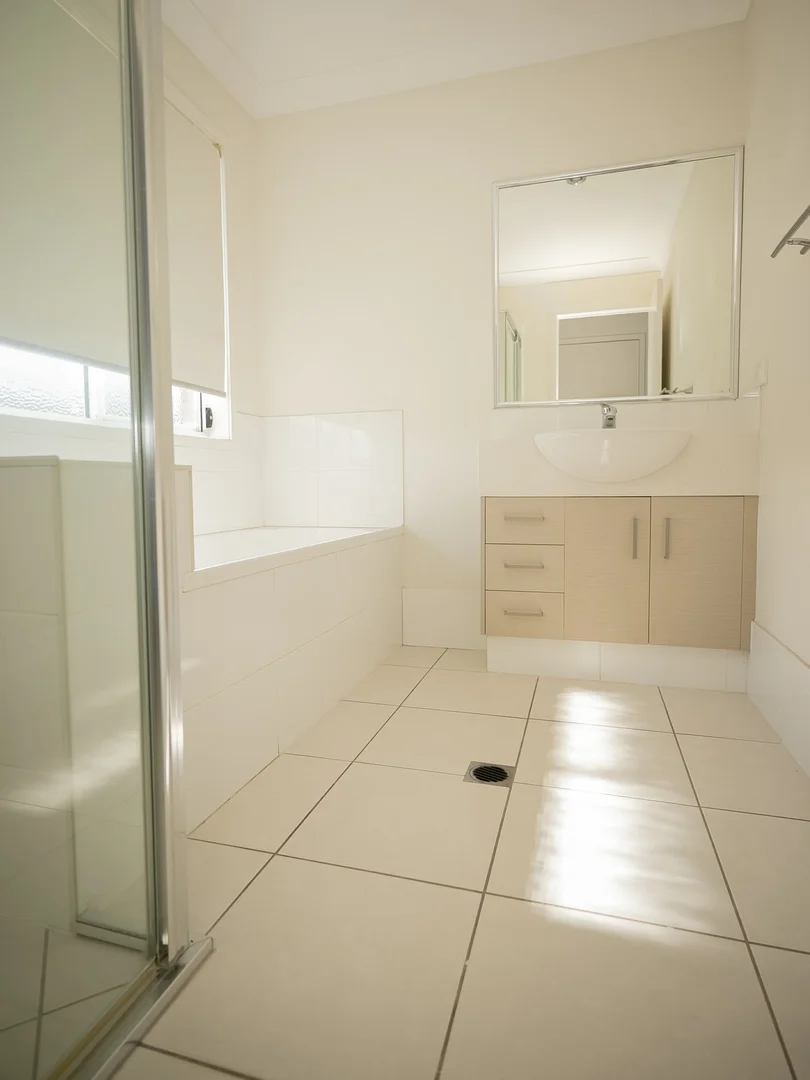 Additional image 12 of 53 Wheeler Drive, Roma QLD 4455