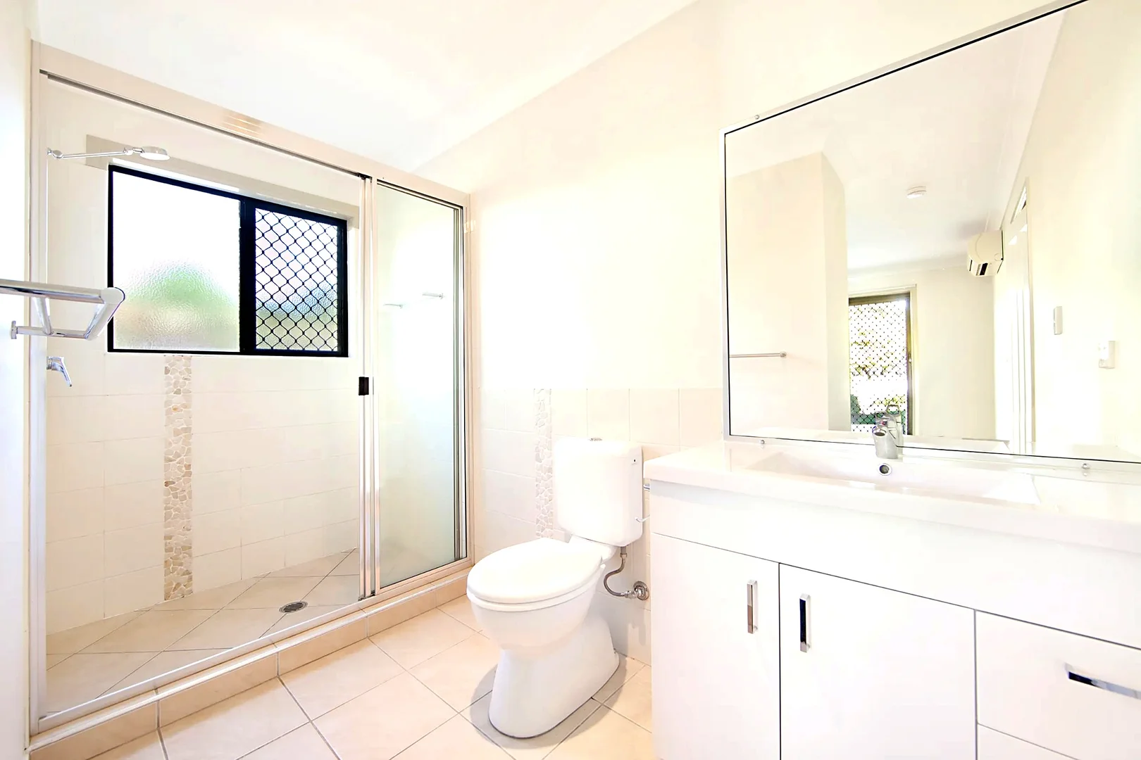 Additional image 11 of 1/4-6 Welsh Street, Rosslea QLD 4812