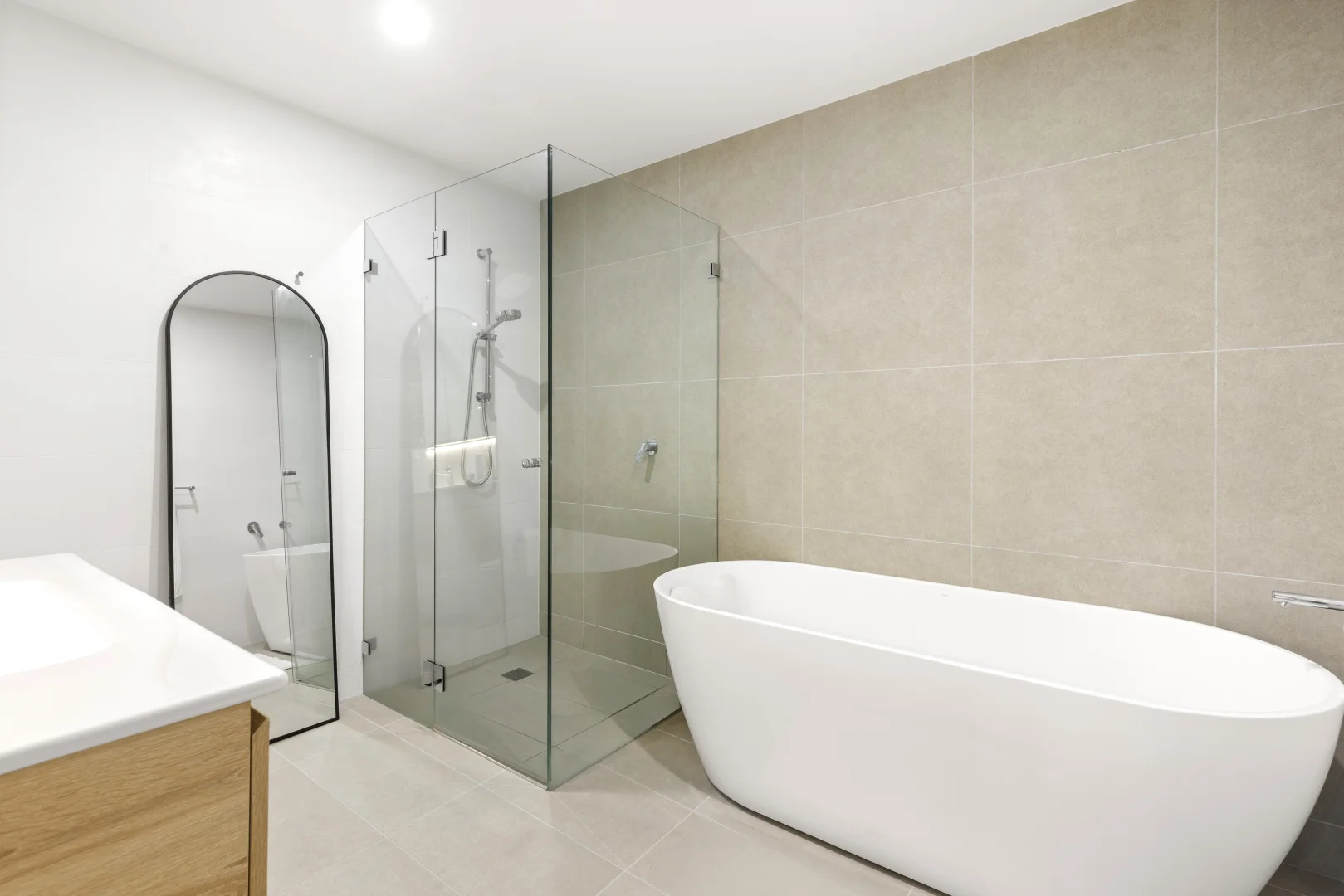 Additional image 10 of 405/15 Hampton Court Road, Carlton NSW 2218