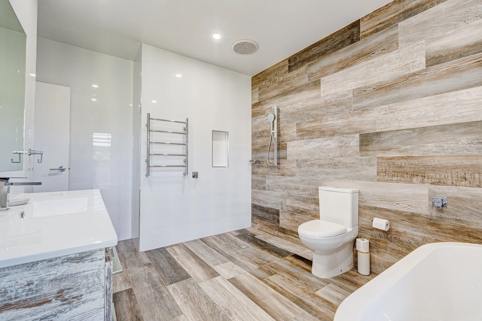 Additional image 16 of 11 Nivosa Ct, Mission Beach QLD 4852